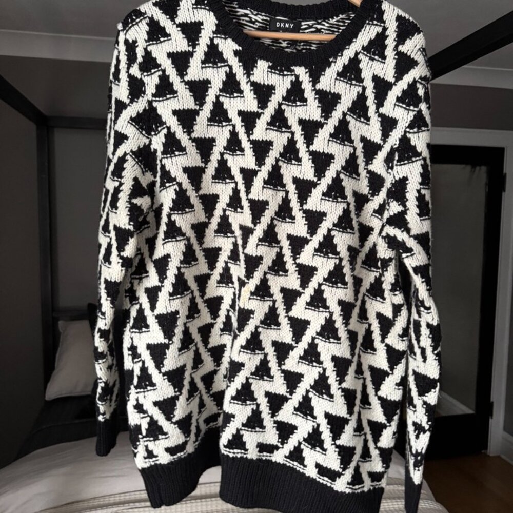 Men's DKNY block knit sweater